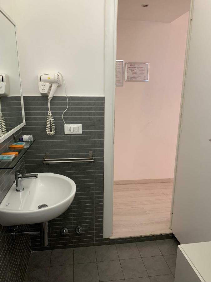 Tiburtina Suites, Roma Extérieur photo