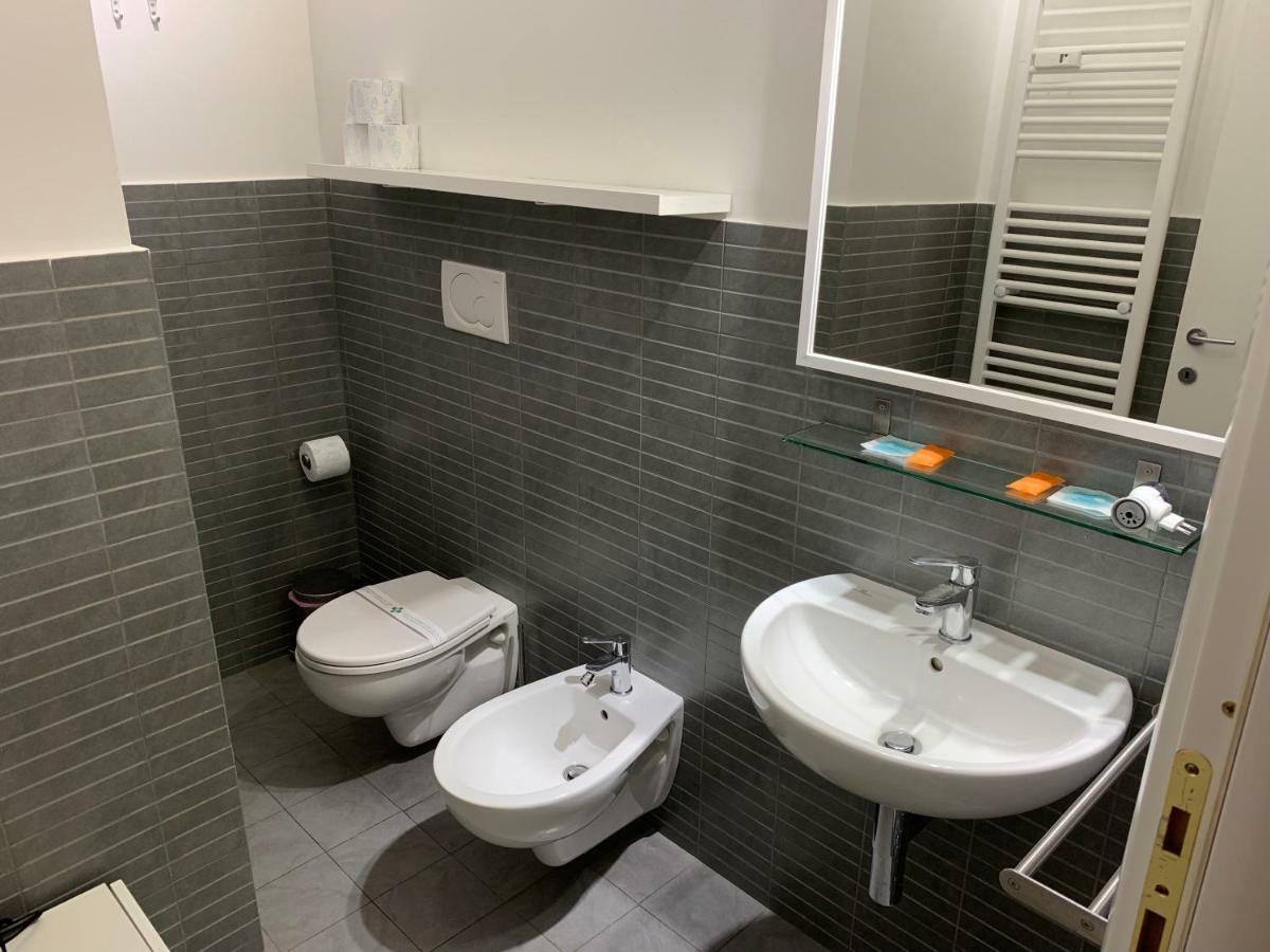 Tiburtina Suites, Roma Extérieur photo